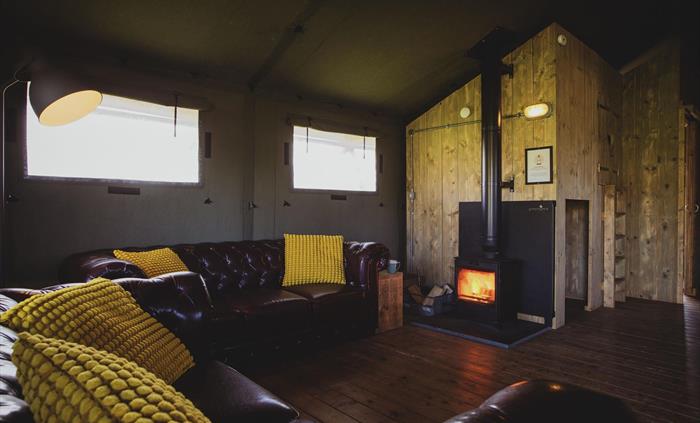 Lodge Lounge